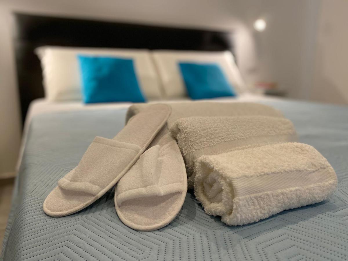 Invilla Bed&Breakfast - Quality Rooms Санта-Мария-ди-Кастеллабате Экстерьер фото
